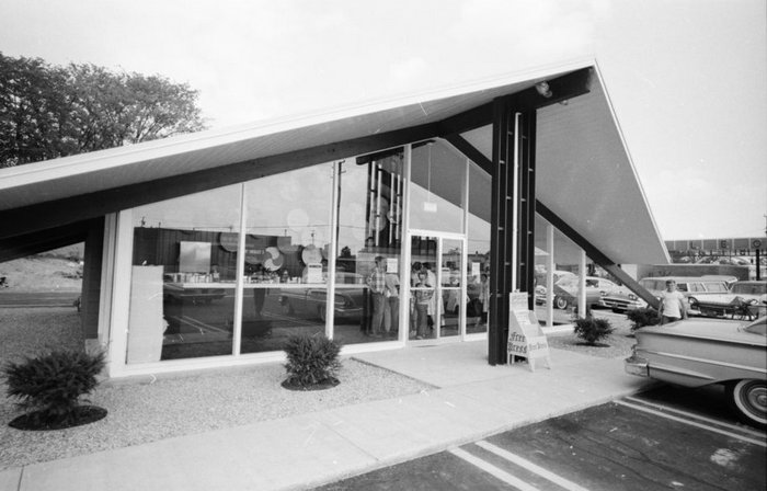 Amy Joy Donuts - Ann Arbor - 2030 W Stadium Blvd 3 - 1961 Opening Day - Photo From Duane Scheel (newer photo)